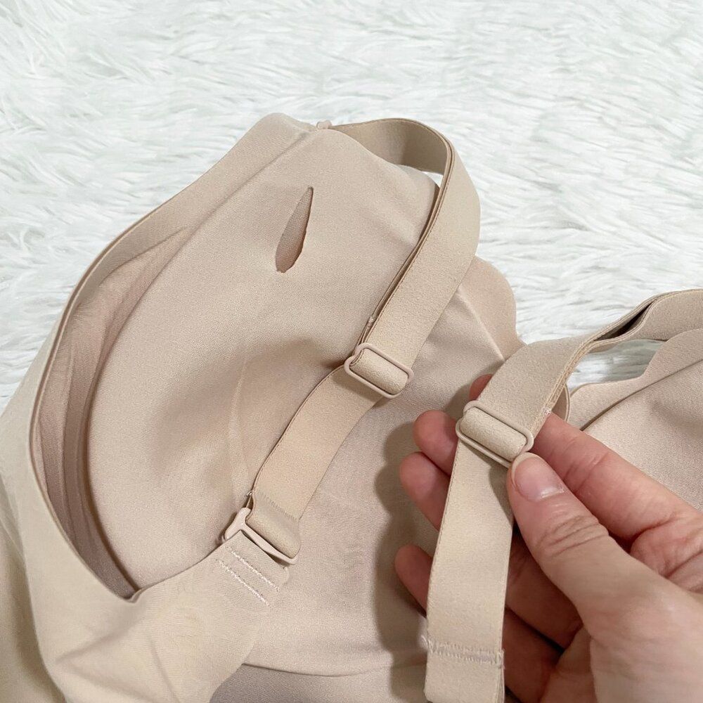 Women Floral Wireless Bra Light Support in Cream Size Small - Picture 8 of 9